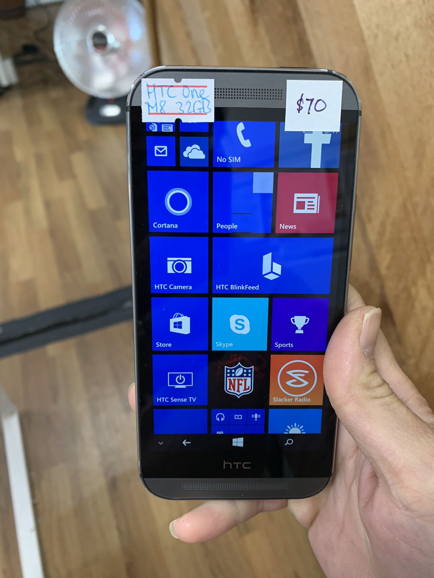 Factory unlocked HTC One M8 32GB - Windows operating system