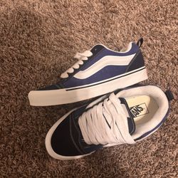 Vans knu school 