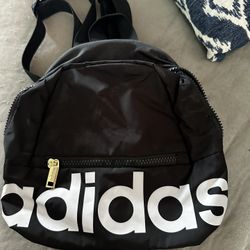 Black and white Adidas mini backpack #backpack #adidas