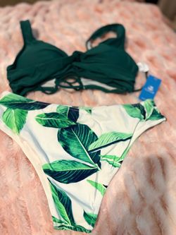 New Cupshe medium swimsuit 2 piece