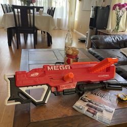 Nerf Mega Accustrike Gun