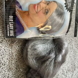 Old lady wig
