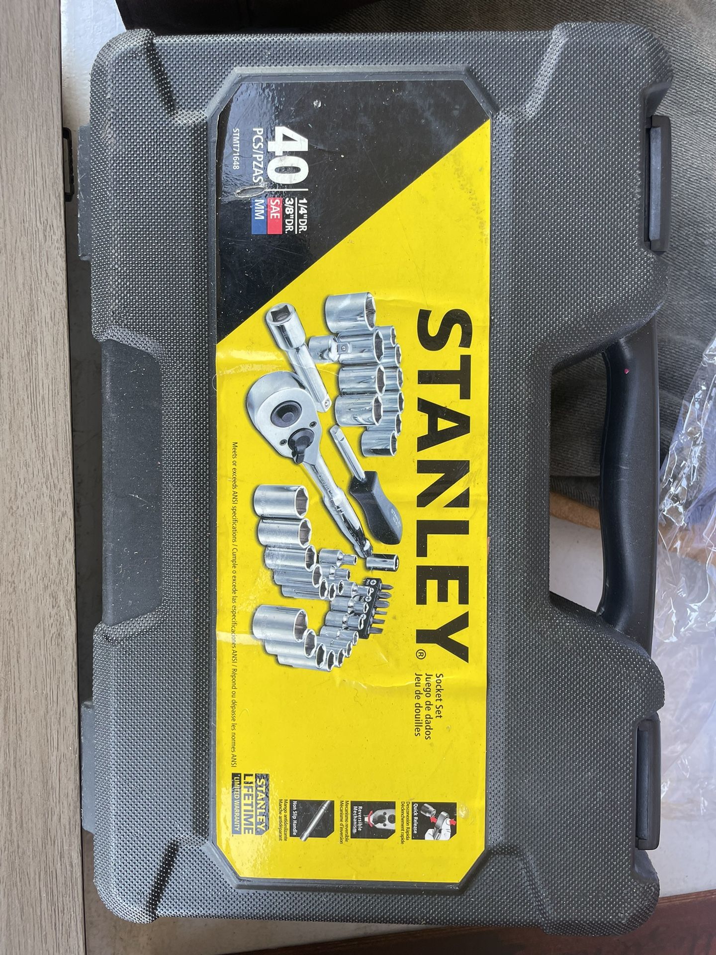Stanley 40 Pc Tool Kit