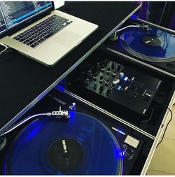 TECHNICS SL1200 MK2’s
