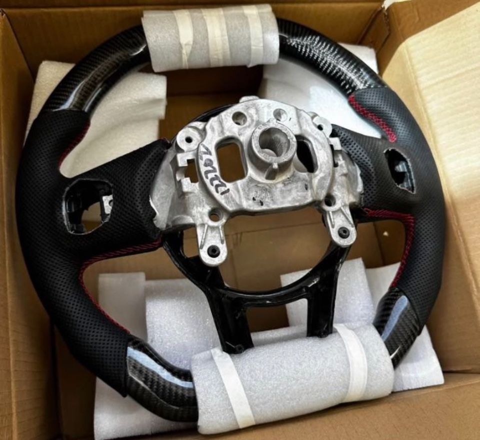Jeep Real Carbon Fiber Steering Wheel Replacement for Jeep Wrangler JL GLADIATOR