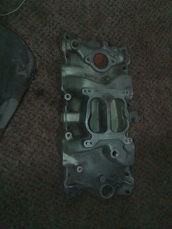 Edelbrock performer intake 2101