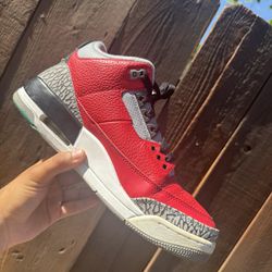 Jordan 3 Red Cements Size 10 