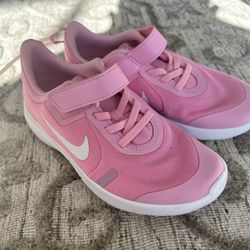 Girls Nike Shoes