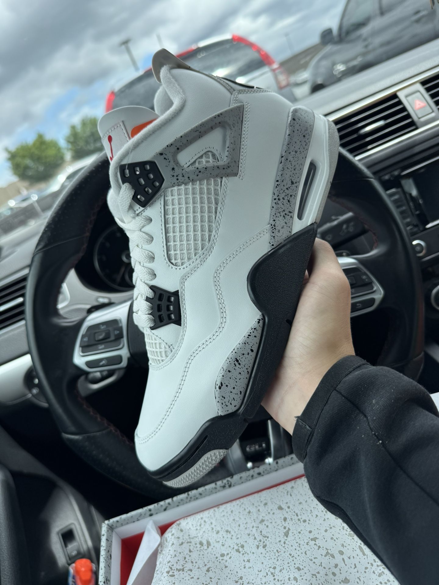 Jordan 4 White Cement