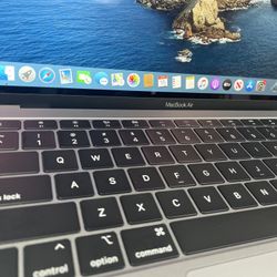 Score Big Savings on MacBooks: Best Deal in Town Has Them All!