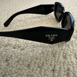 prada sunglasses 