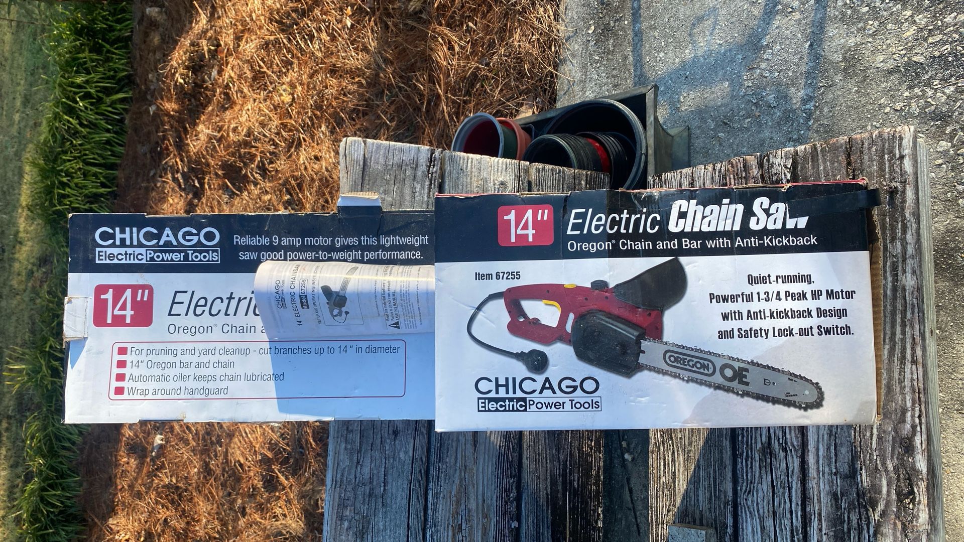 ELECTRIC CHAIN SAW 14 INCH CHICAGO ELECTRIC CORDED CHAIN SAW