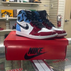  Air Jordan 1 Retro  High OG ‘Fearless’