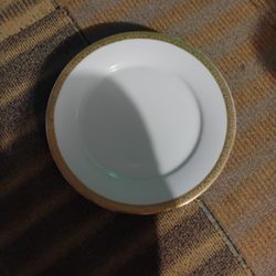 5 Gold Plates