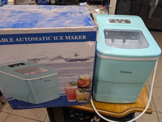 Countertop ice maker