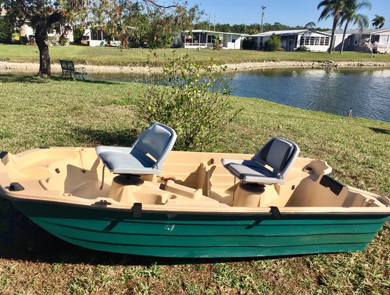 Bass hound 10.2 for Sale in North Fort Myers, FL - OfferUp