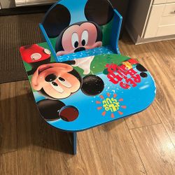 Children’s Table And Chair