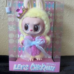 💛 POP MART Labubu – Let’s Checkmate Series (Vinyl Plush Hanging Card) 💛