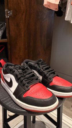 Jordan 1 Low Bred Toe Size 10 – Clean