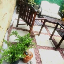 Excellent Condition Solid Teak Wood Outdoor Furniture!