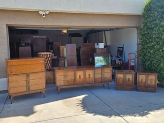 Mid Century Dresser Set