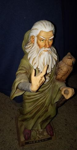 Vintage Merlin Decanter American Porcelain Piece