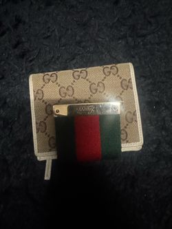 Gucci wallet and envelope bag