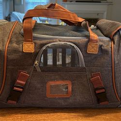 Mr. Peanut’s Animal Carrier