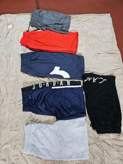 Shorts  Size  m