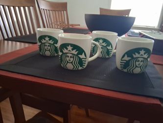 Starbucks coffe mugs