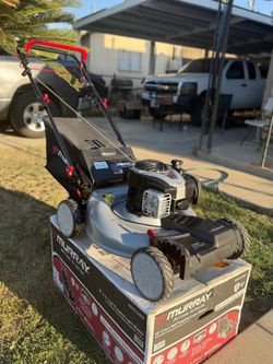 Murray
22 in. 140 cc Briggs & Stratton Walk Behind Gas Self-Propelled Lawn Mower with Front Wheel Drive and Bagger