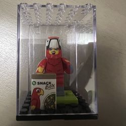 Lego figure bird
