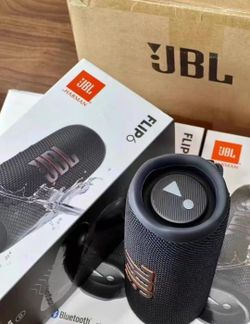 JBL Flip 6 Bluetooth Speaker