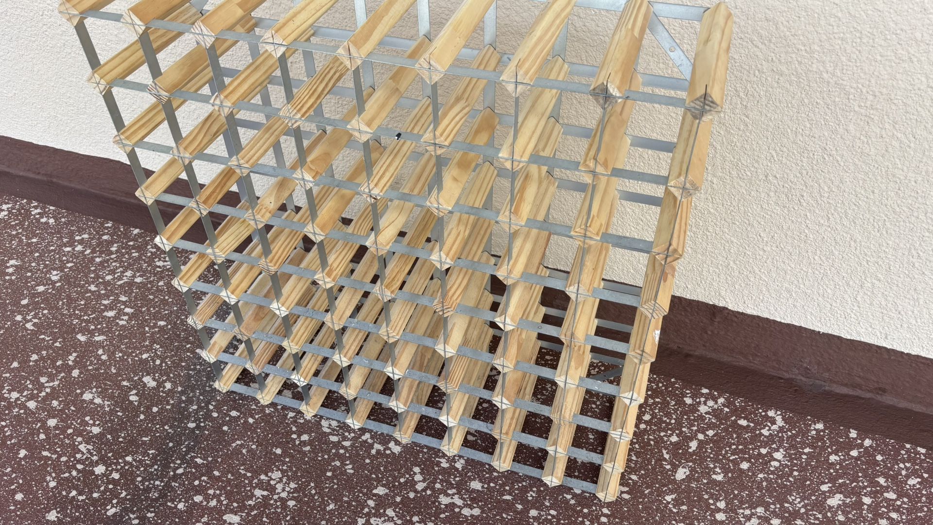 WINE RACK 64 CAPACITY