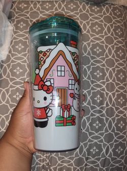 Hello Kitty Christmas Cups