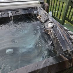 Celebrity Hot Tub