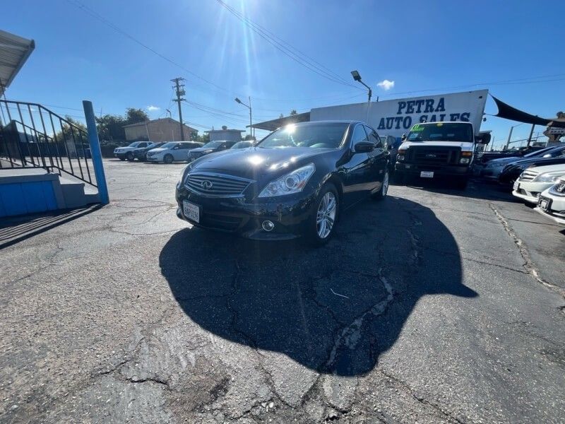 2013 INFINITI G37 Journey Sedan 4DR