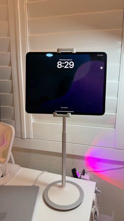 iPad/Tablet Stand