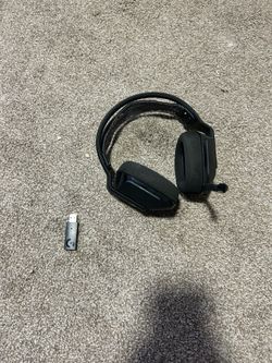 Logitech G733 wireless headset
