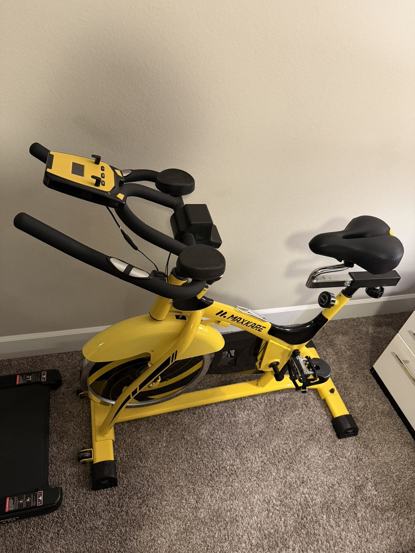 Maxkare Indoor Bike