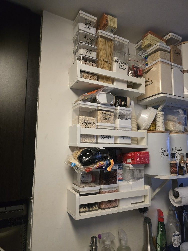 Set of 3 kitchen wall shelves