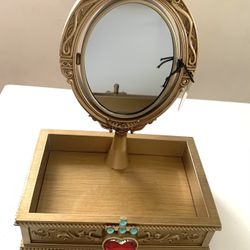 BATH AND BODY WORKS DISNEY VANITY TRAY / PICTURE LIGHTS UP IN MIRROR / BRAND NEW 