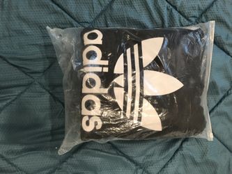 Adidas trefoil hoodie M