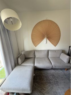 Sectional couch