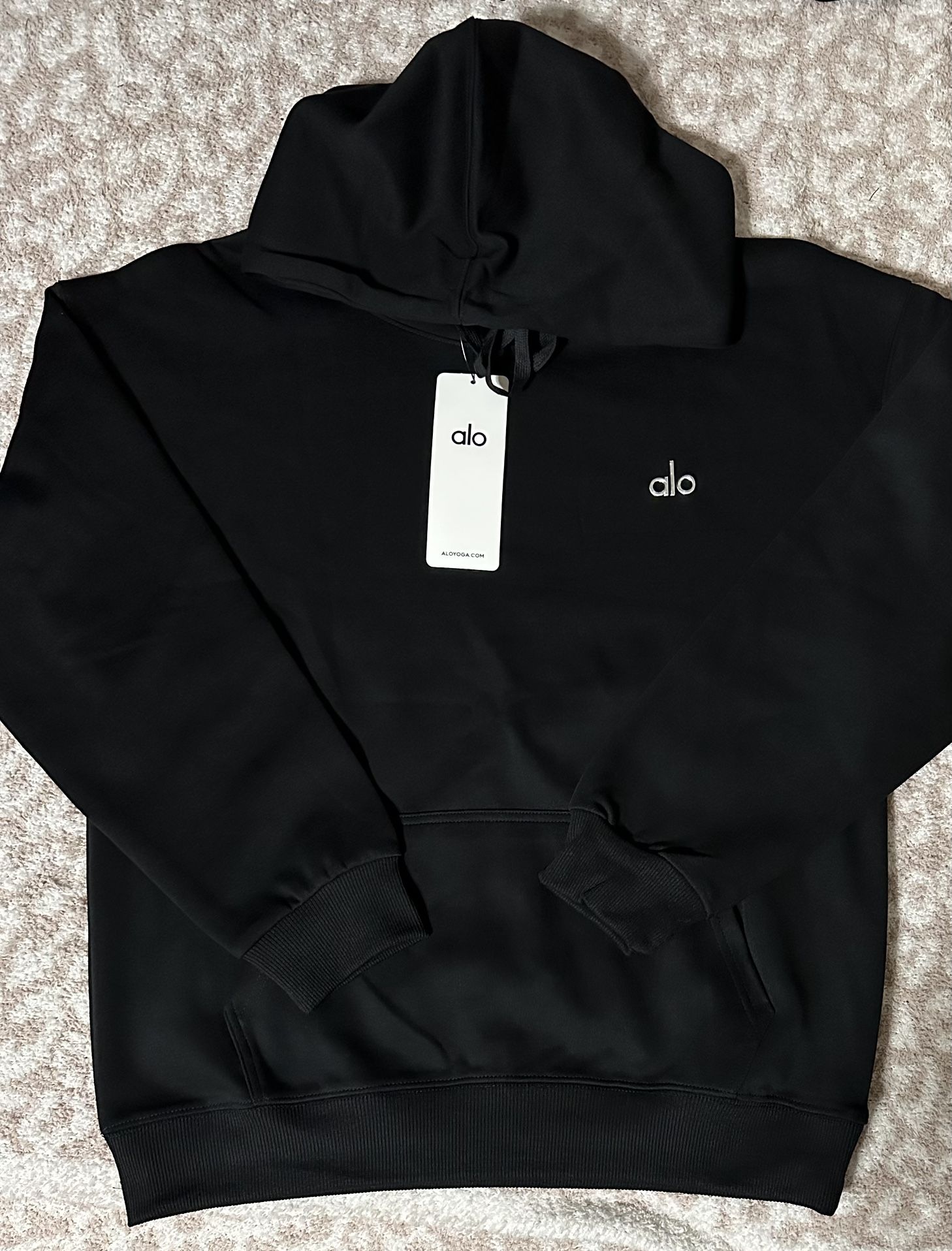 Alo Black Hoodie $65 **READ DESCRIPTION**