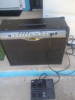 Line 6 Spider 11 combo amplifier and pedal