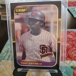 Tony Gwynn 1987 Donruss Leaf Canada Baseball Card 