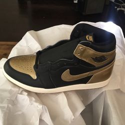 New Men’s Air Jordan 1 Retro High OG size 11 (size 10.5 available also)