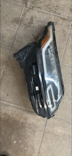 Range Rover 2019 OEM Car Headlight Assembly