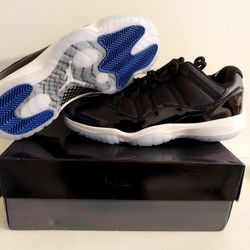 Jordan 11s Low